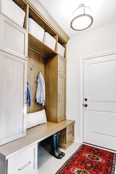 041-044-Mud-Room-DeNoiseAI-low-light-SharpenAI-Softness-685x1024