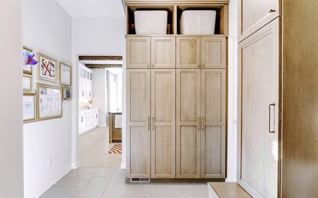 044-049-Mud-Room-DeNoiseAI-low-light-SharpenAI-Softness-1080x675