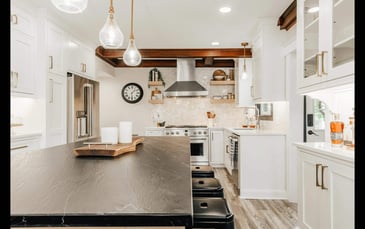 Thinking of Installing Corner Cabinets? Leave It to the Pros! – Cabinet Creations