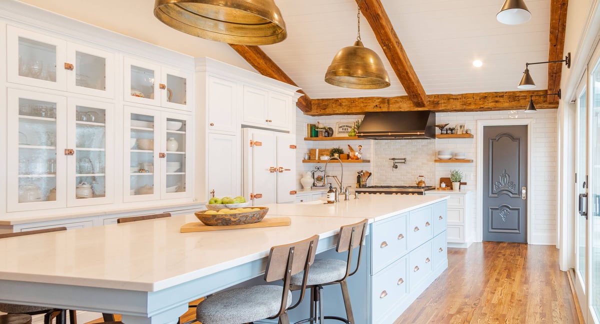 Custom kitchen with shaker-style cabinets and high-end finishes in Clarkston, MI by Cabinet Creations