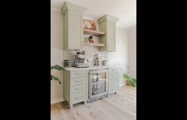 9 Cozy and Sophisticated Kitchen Coffee Bar Ideas – Cabinet Creations